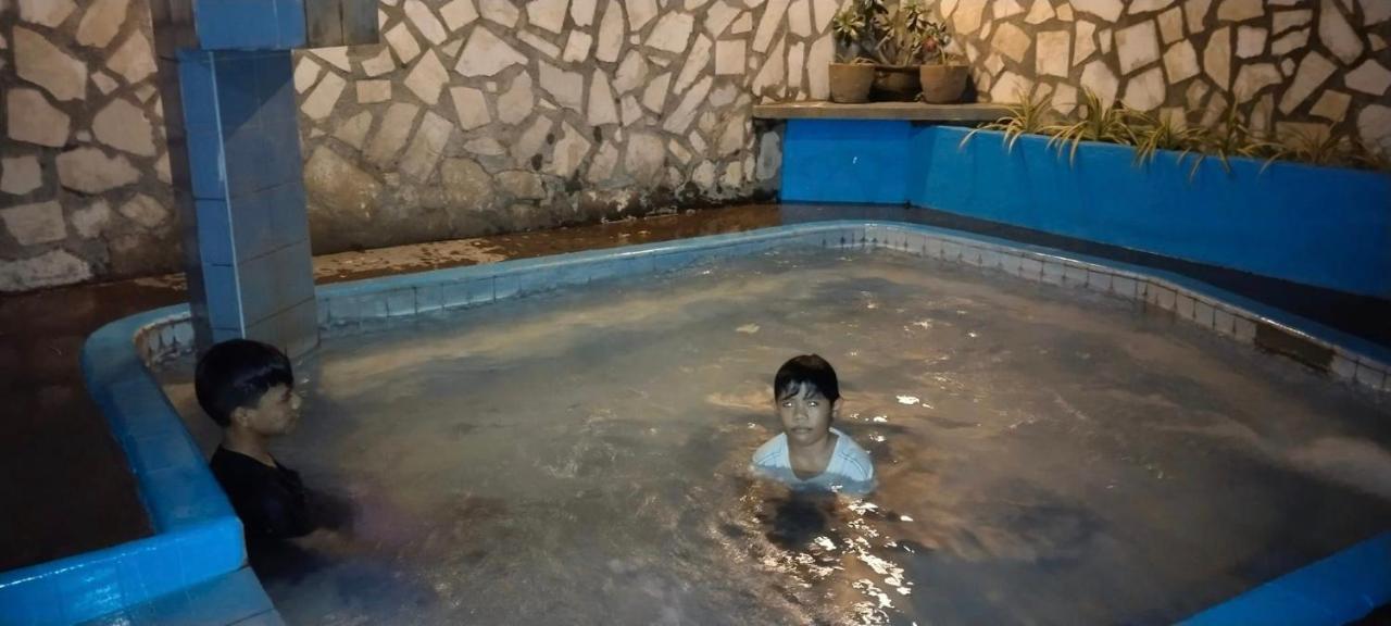 2 Hotel Saleh آنغلوس المظهر الخارجي الصورة